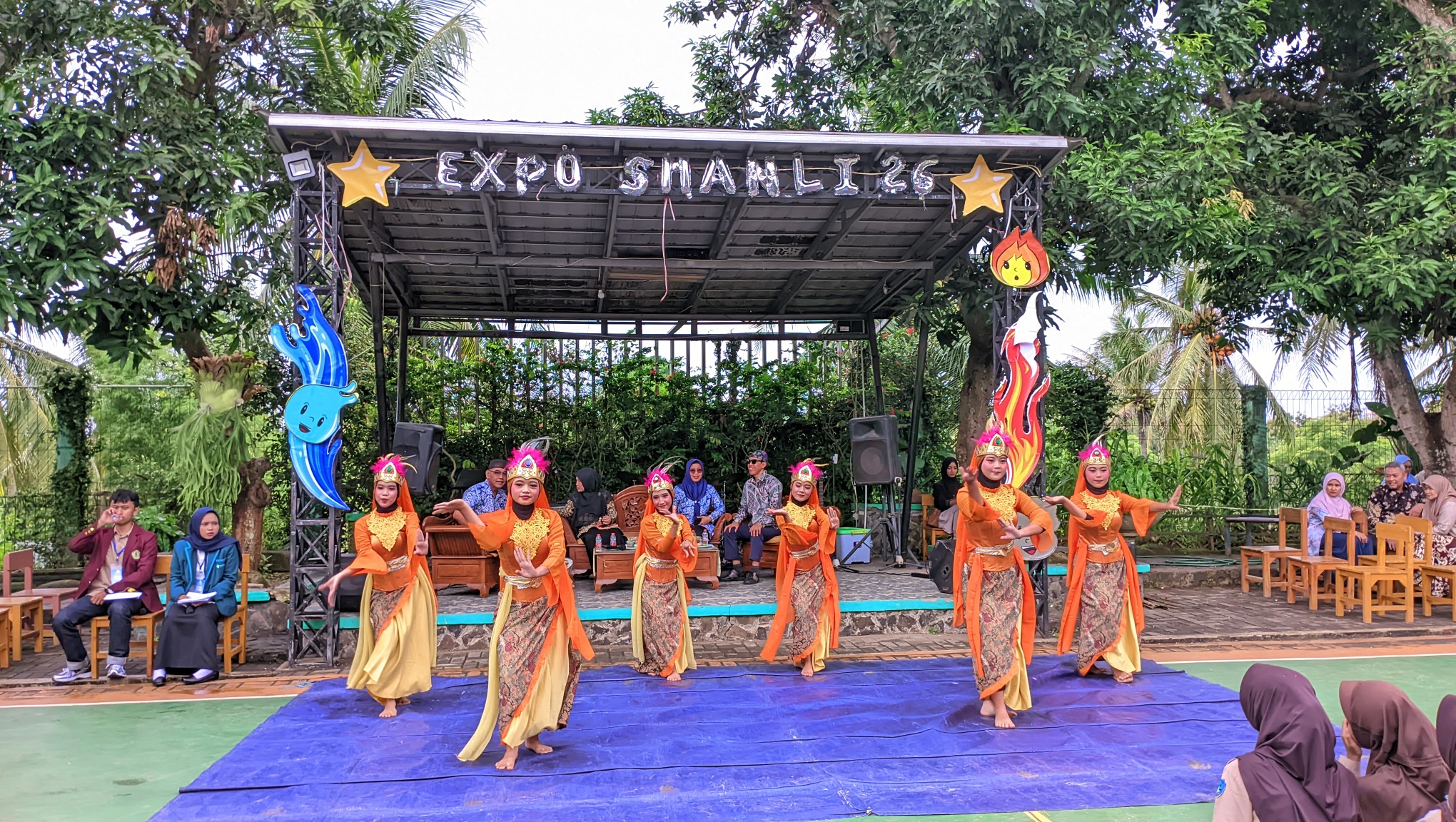 Dokumentasi ECS 1